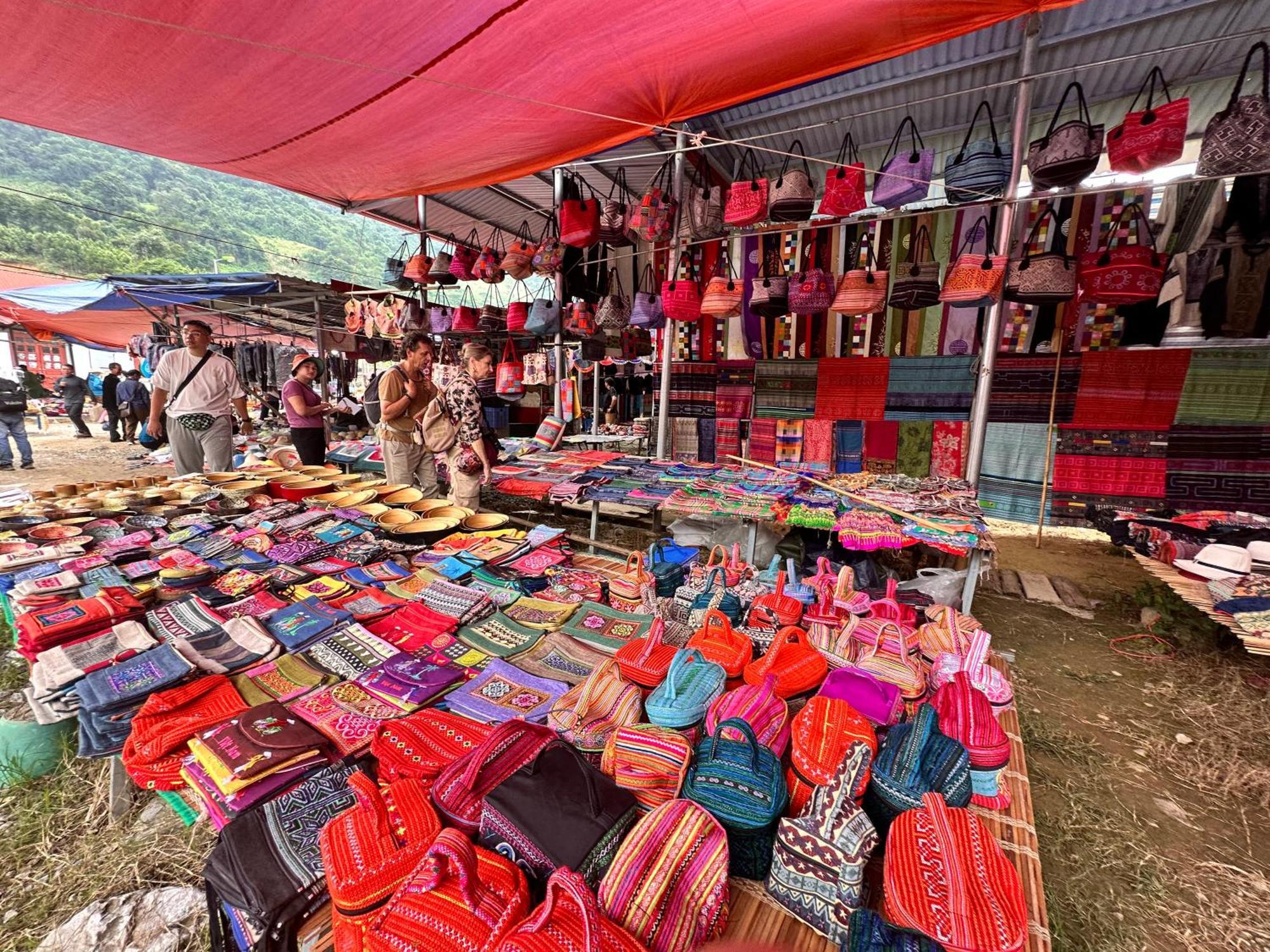 Bac Ha Lodge Retreat Kültér fotó